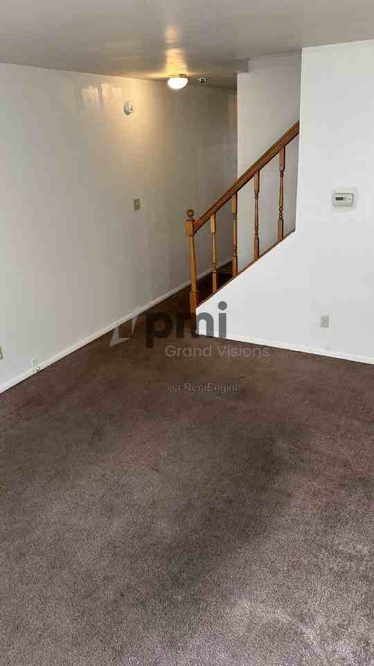 1616 University Dr - Photo 7 of 24