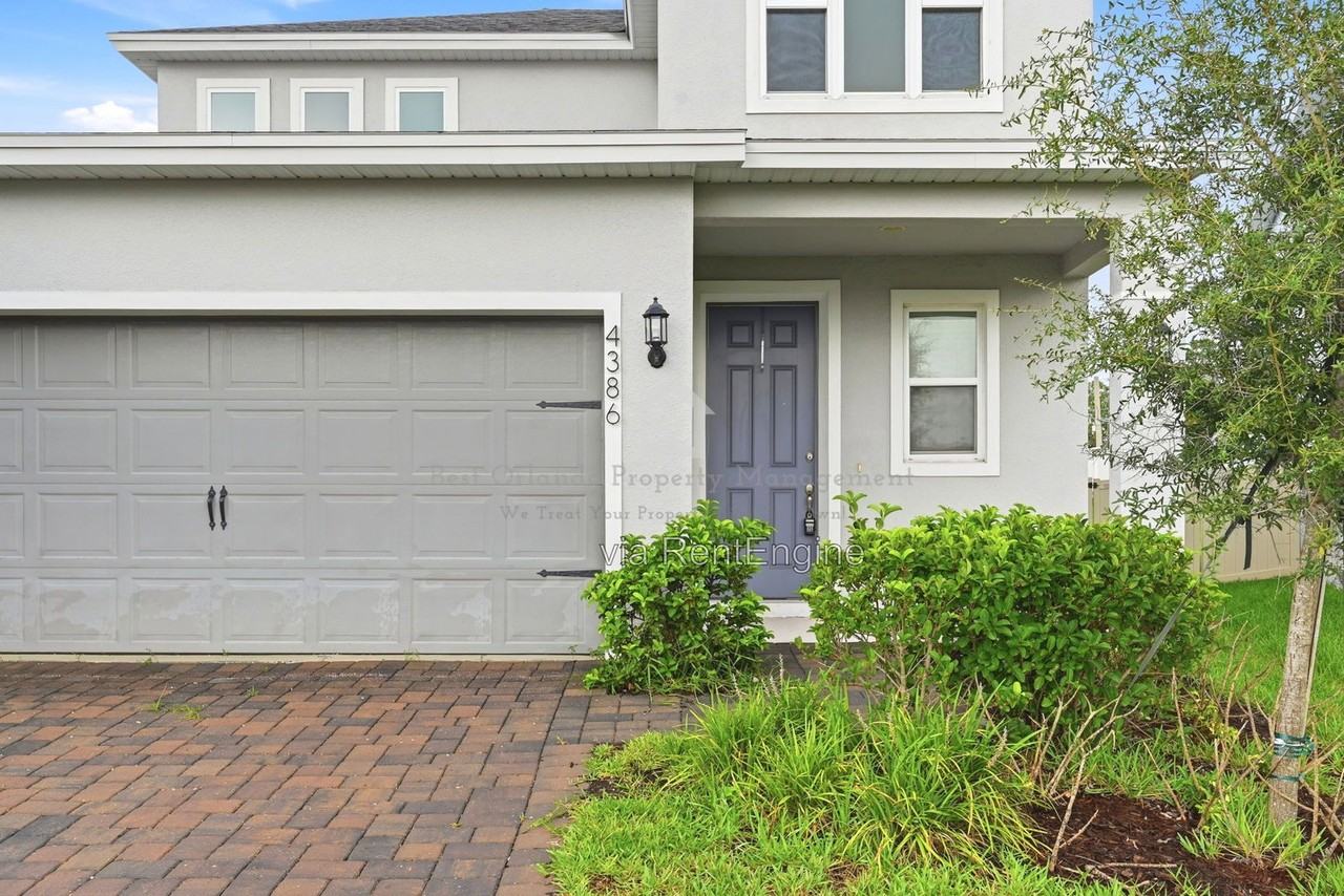 4386 Davos Dr - Photo 3 of 44
