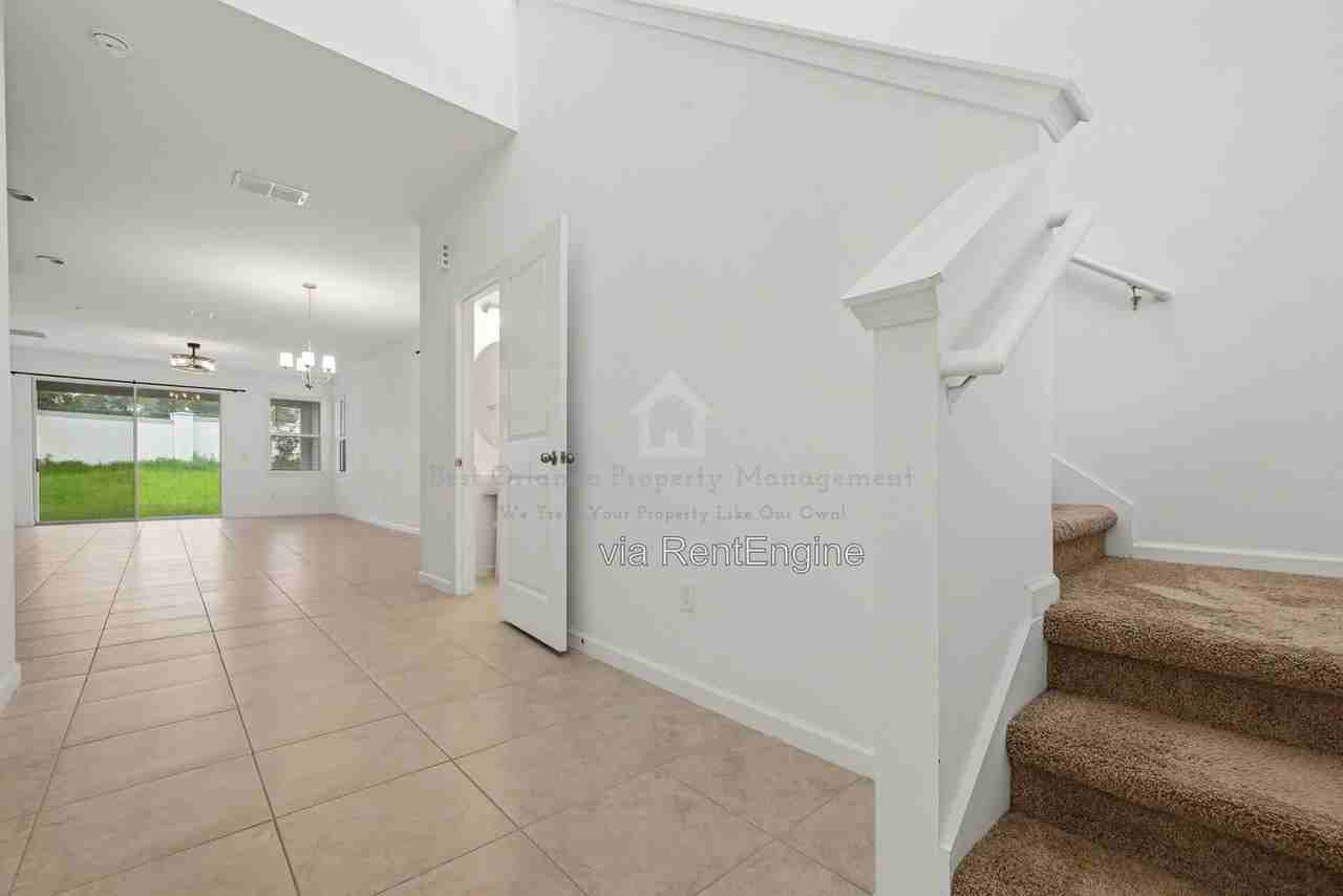4386 Davos Dr - Photo 4 of 44