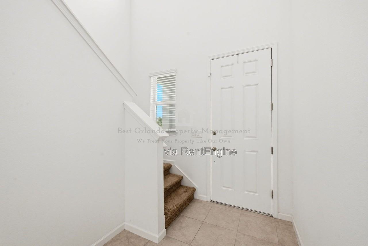 4386 Davos Dr - Photo 5 of 44
