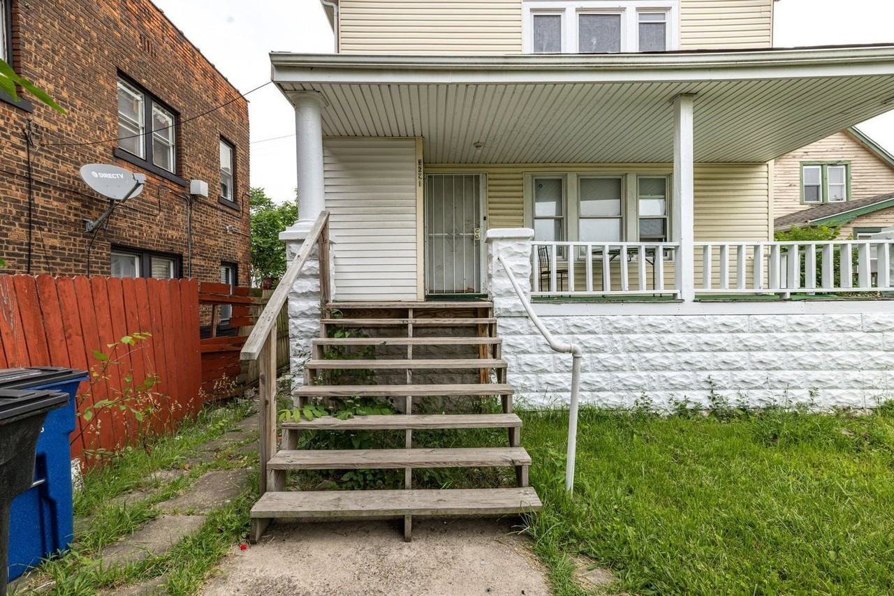 3691 E 116th St - Photo 2 of 21