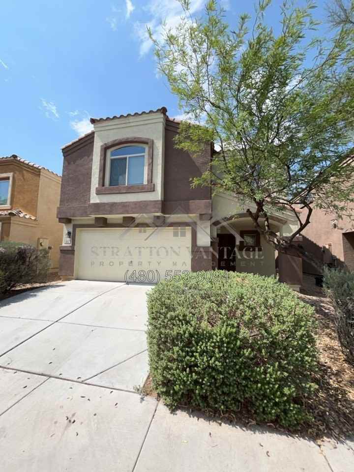6112 E Paradise Ln - Photo 2 of 22