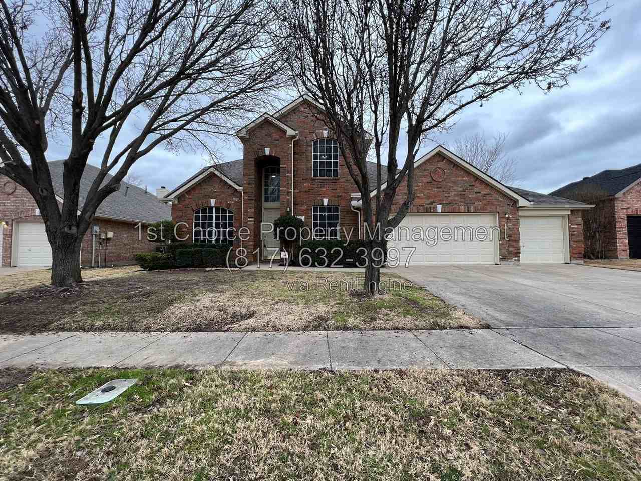 5312 Scenic Point Dr - Photo 3 of 25