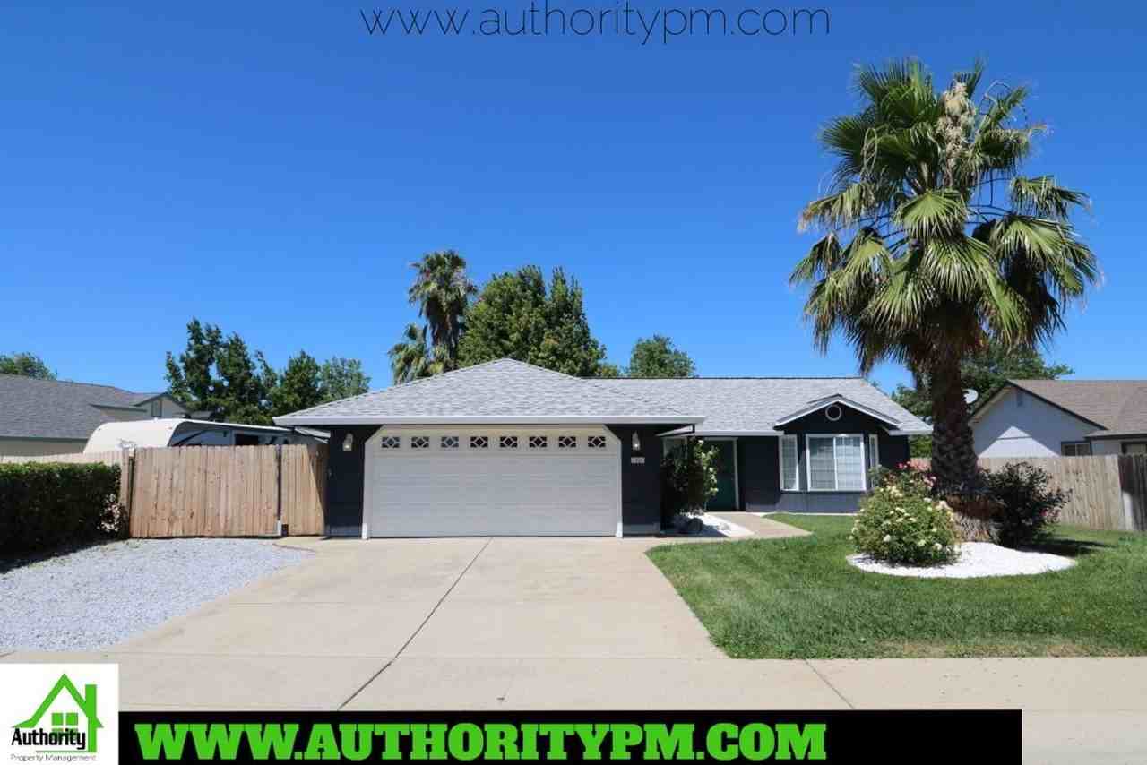 1526 Imperial Dr - Photo 2 of 25