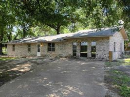 featured image of 300 Slayden St