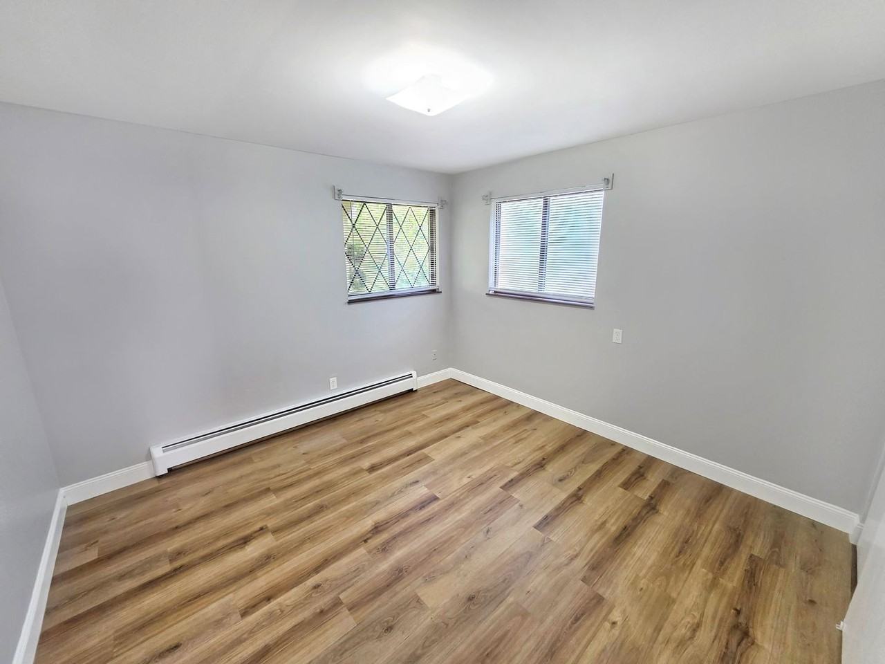 136 N Lake St #9 - Photo 6 of 9