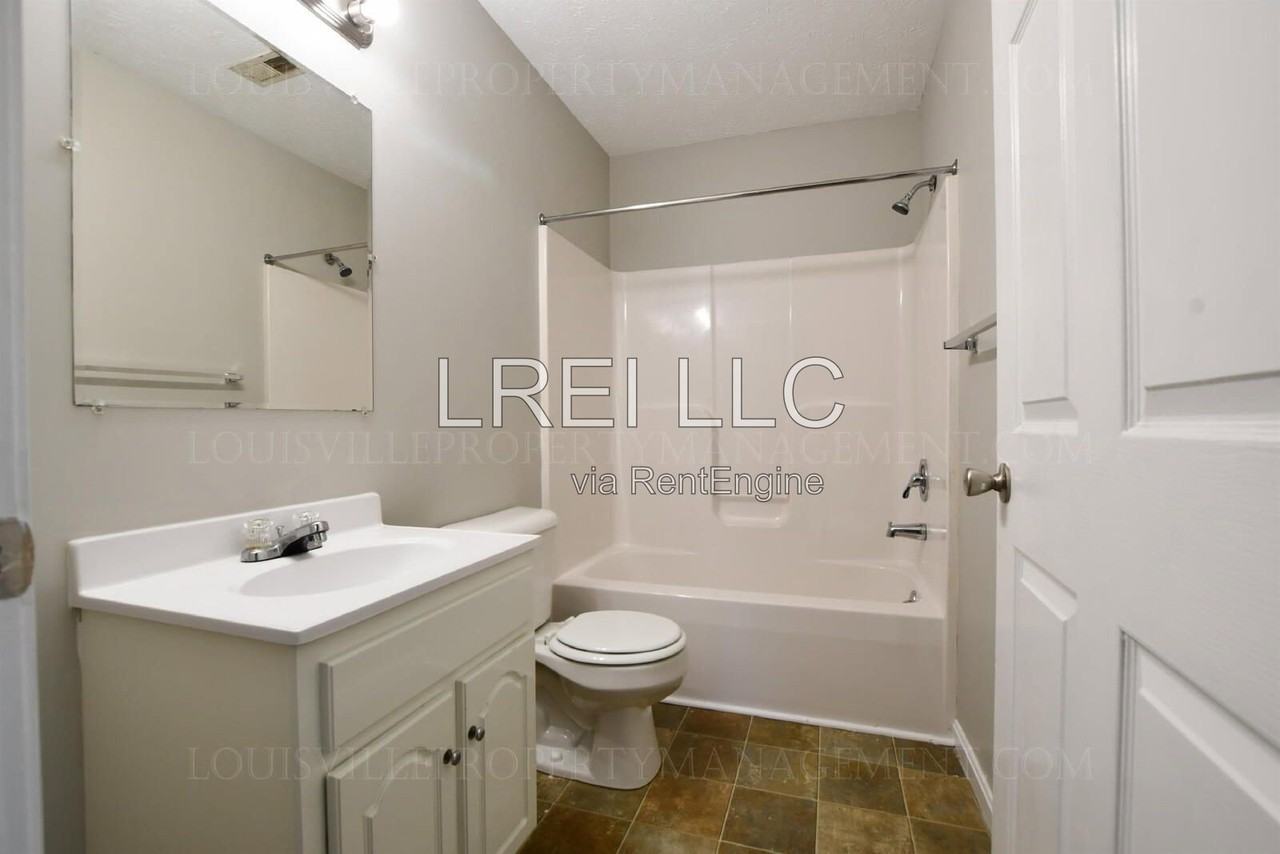 300 Keeneland Dr #2A - Photo 6 of 19