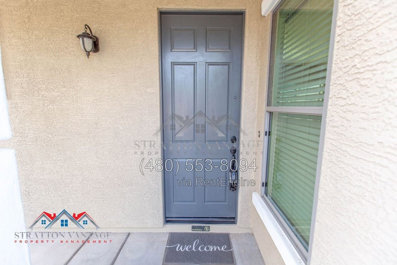4467 E Remington Dr - Photo 4 of 50