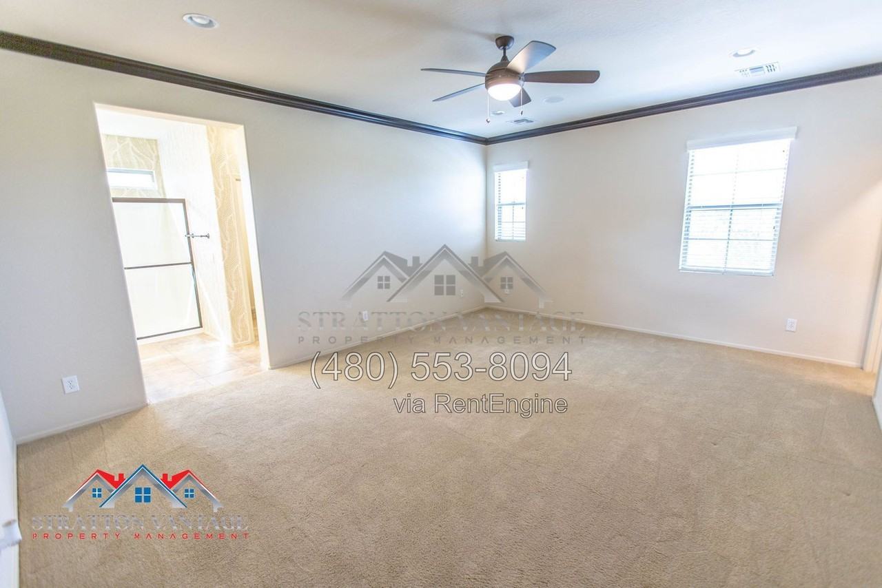 4467 E Remington Dr - Photo 7 of 50
