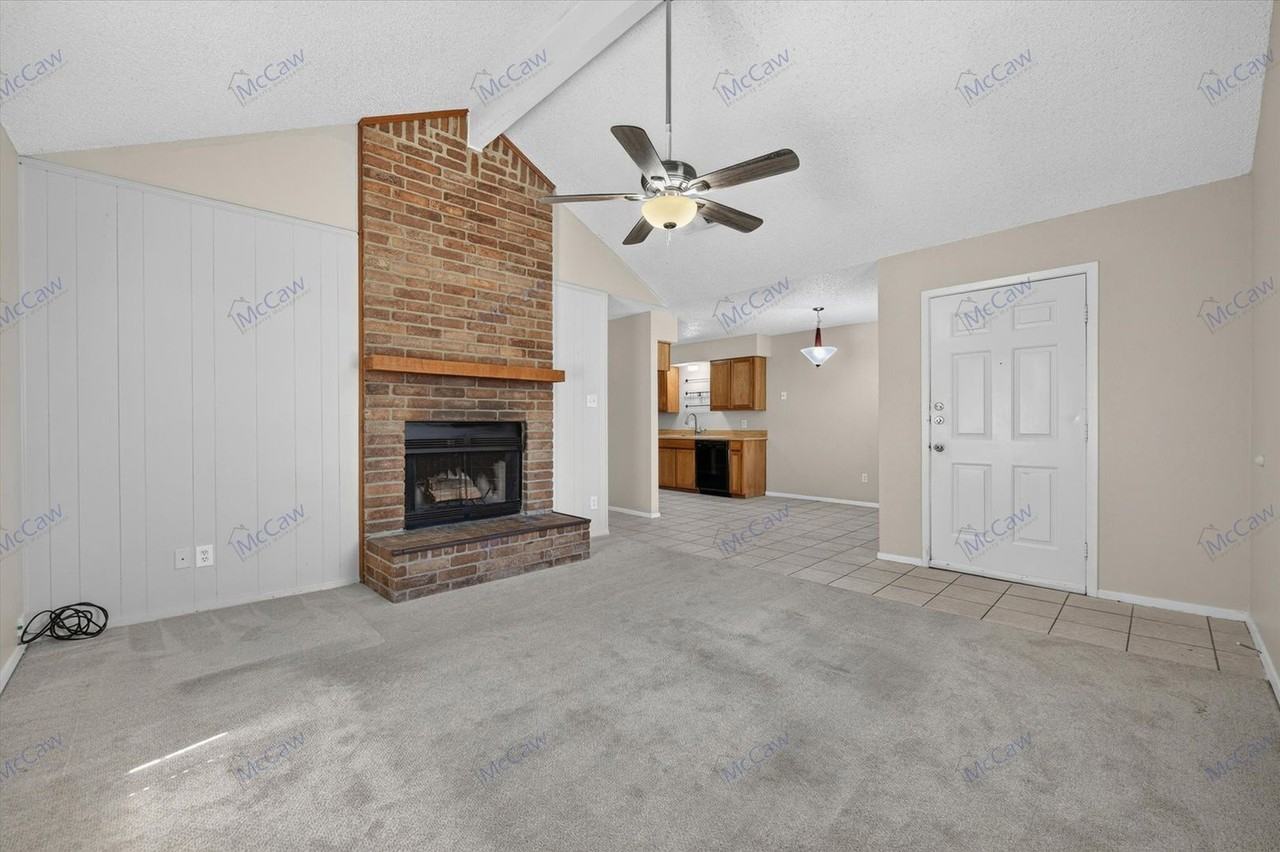 7761 Sable Ln - Photo 3 of 22
