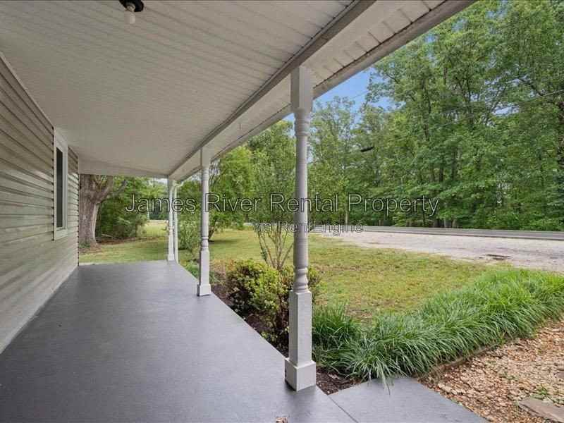 10049 Oakville Rd - Photo 4 of 28