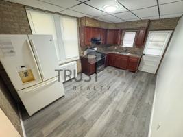 featured image of 2082 Albright St
