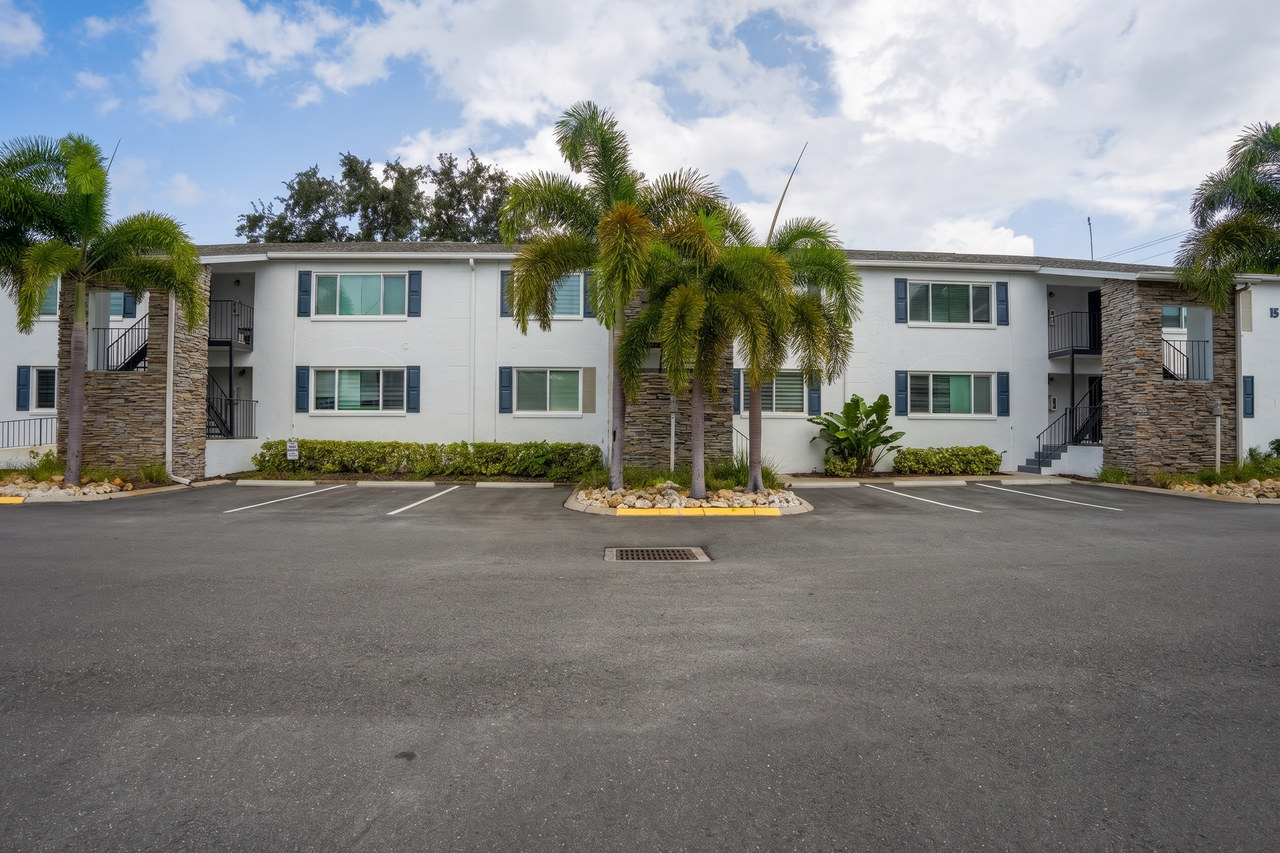 Westshore Marina Flats | Westshore Marina District, Tampa - Photo 2 of 8