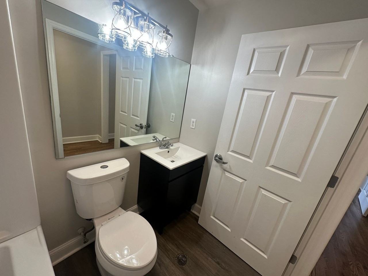 470 Poplar St #204 - Photo 7 of 16