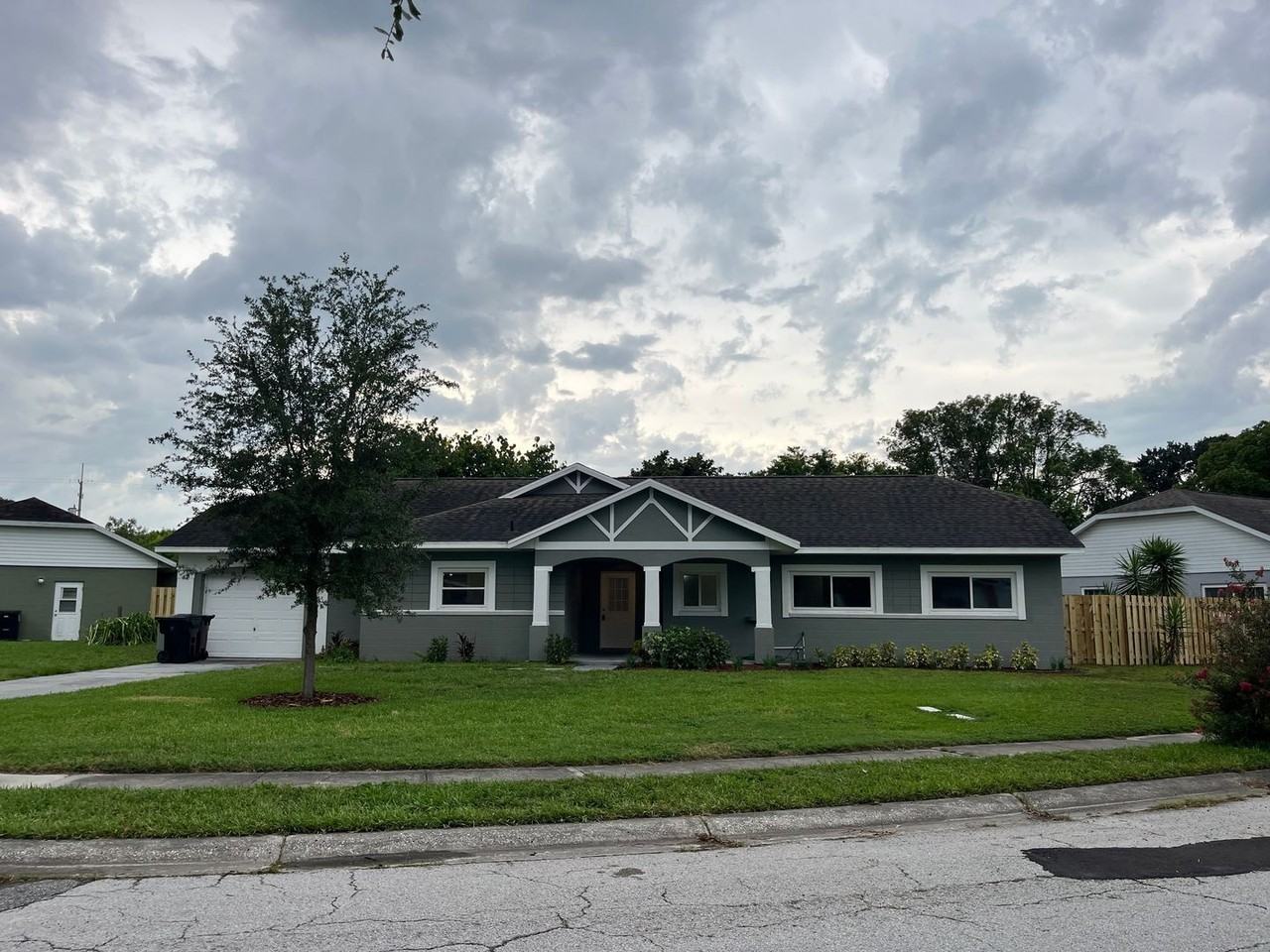 8223 Le Mesa St - Photo 2 of 32