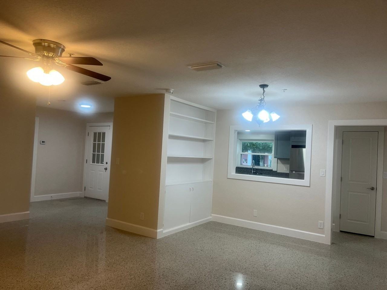 8223 Le Mesa St - Photo 5 of 32