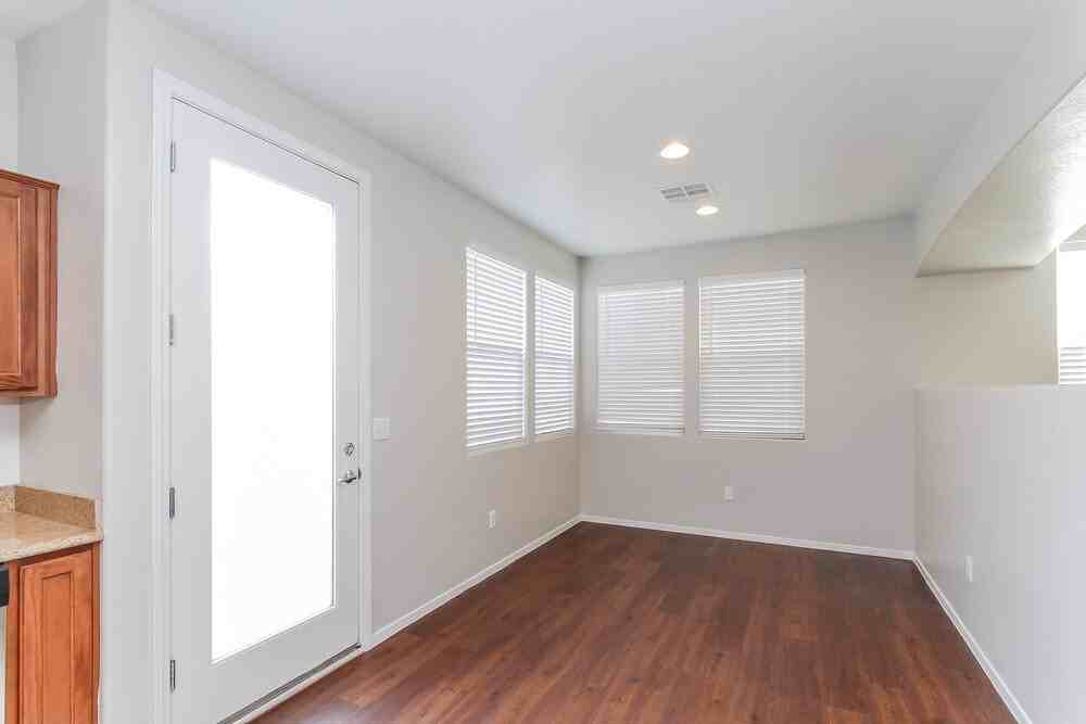 5344 Brazelton St - Photo 5 of 15