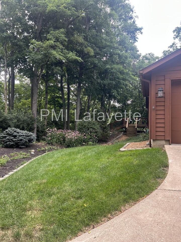 3581 Creek Rdg - Photo 2 of 25