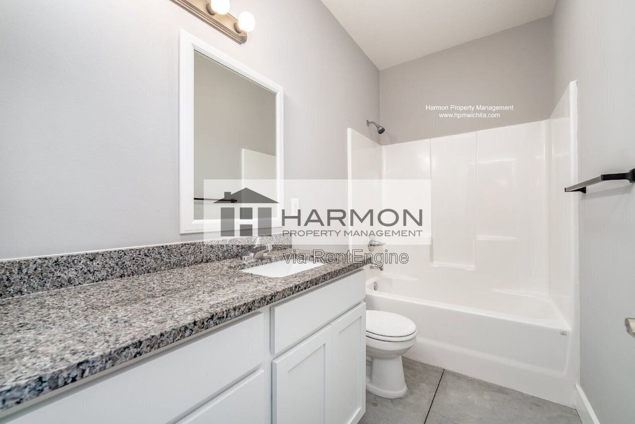 2164 S Thatcher Ct - Photo 5 of 12