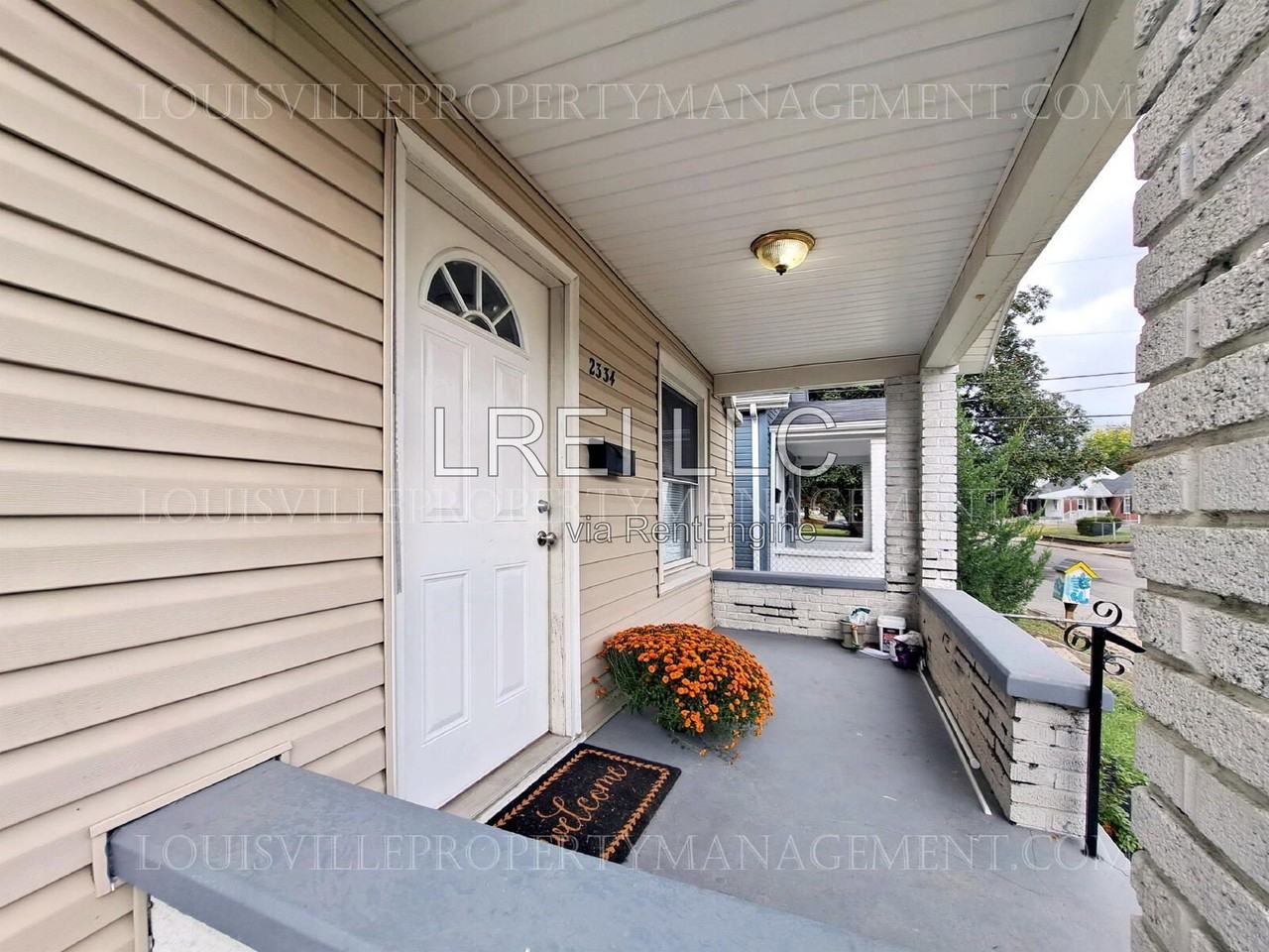 2334 Standard Ave - Photo 2 of 18