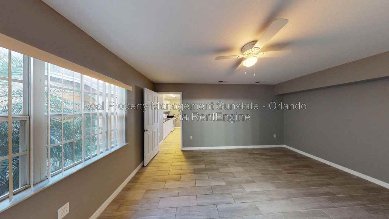 2224 Fan Palm Dr - Photo 6 of 11