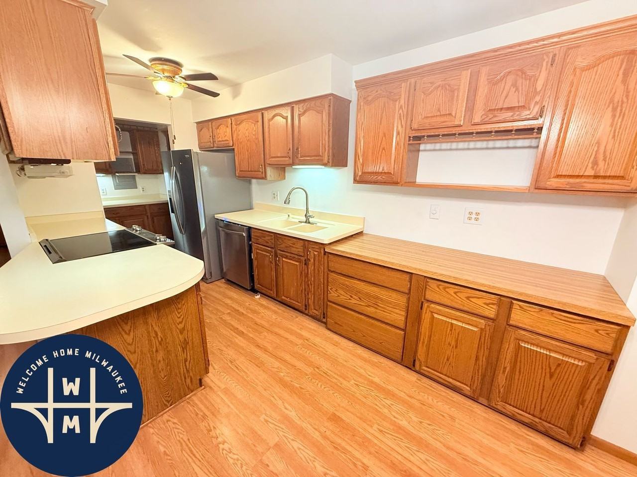 5700 W Wahner Ave #101 - Photo 6 of 15