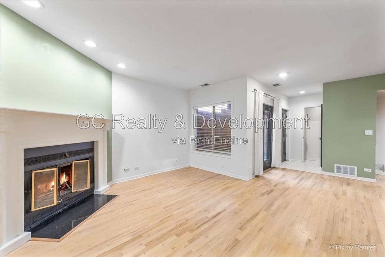 832 W Barry Ave #B - Photo 6 of 29