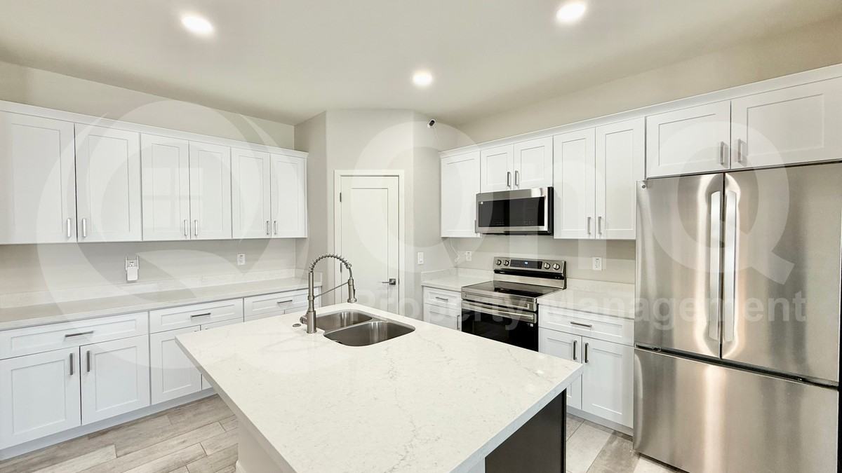 14178 S Diablo Rd - Photo 3 of 21