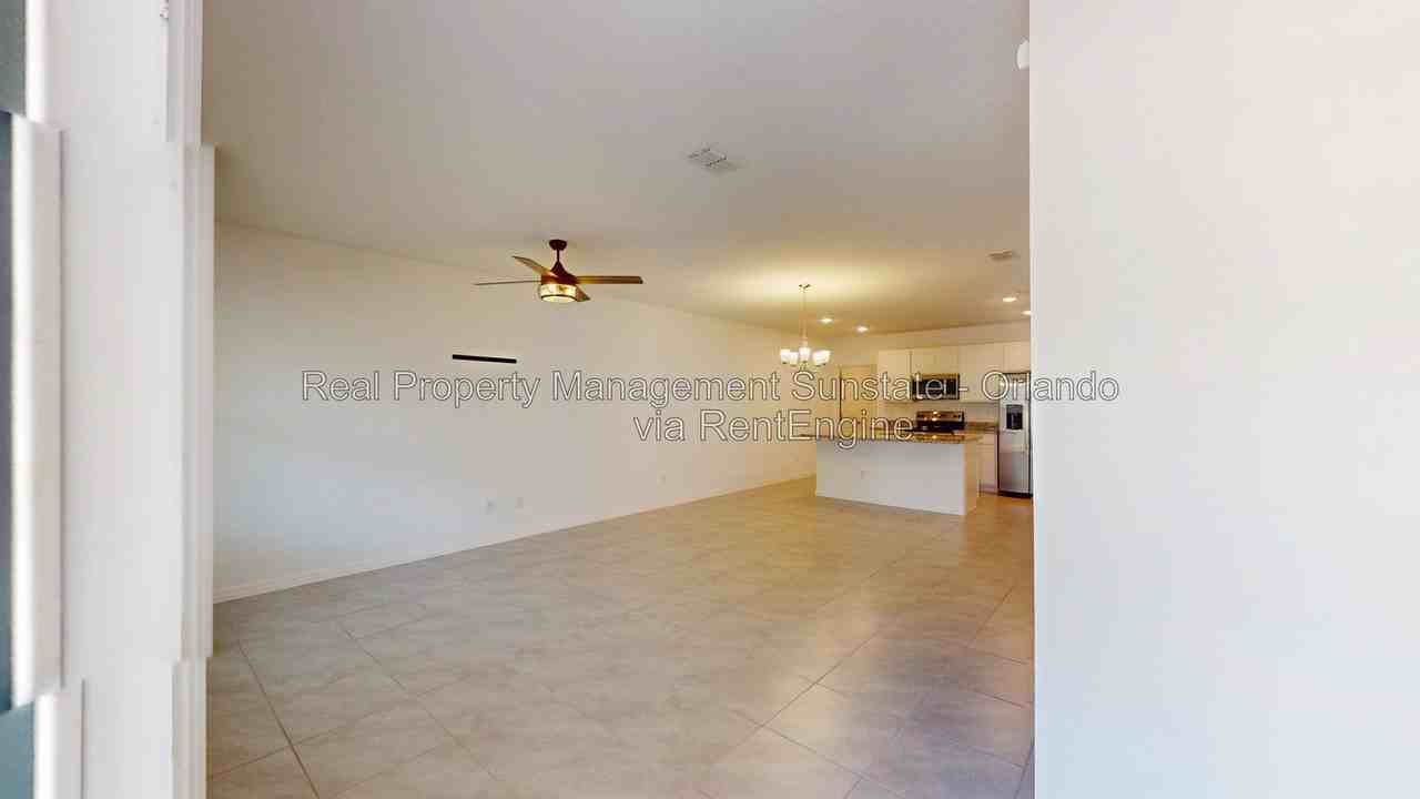 648 Belgrove St - Photo 4 of 23