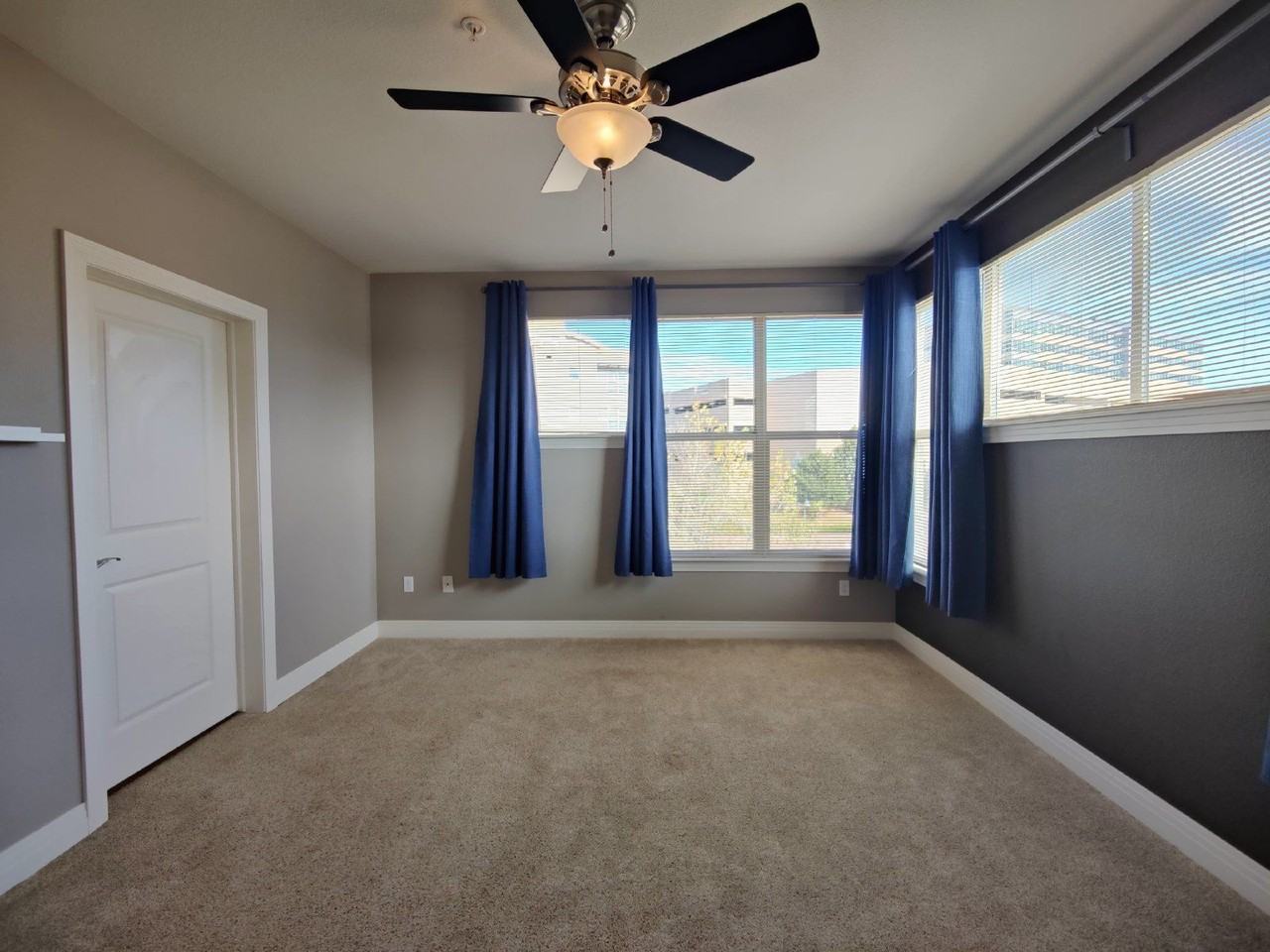9019 E Panorama Cir #D404 - Photo 6 of 24