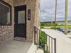 1900 Roseneath Rd #10B - Photo 1 of 1