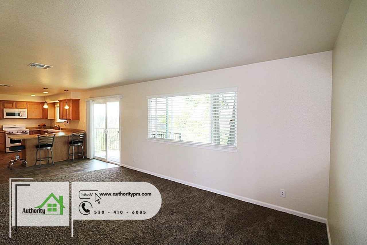 4445 Dogwood Ln #C - Photo 5 of 17