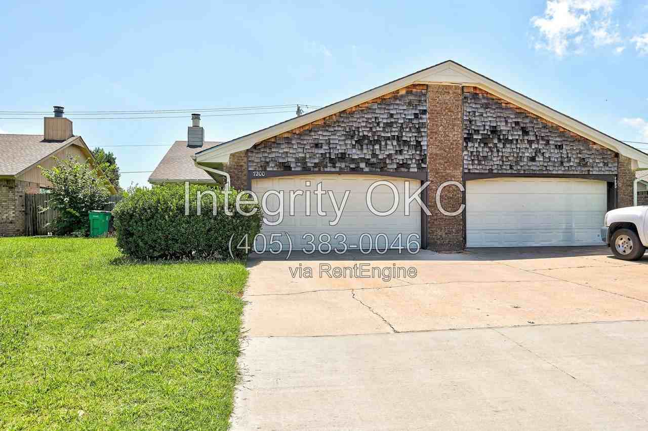 7200 Nw 115th St - Photo 5 of 36