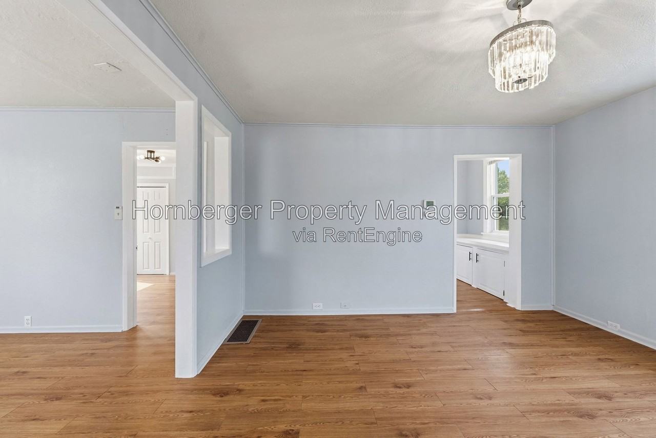 3502 E Jackson Ave - Photo 6 of 27