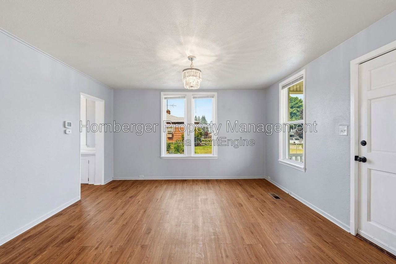 3502 E Jackson Ave - Photo 3 of 27