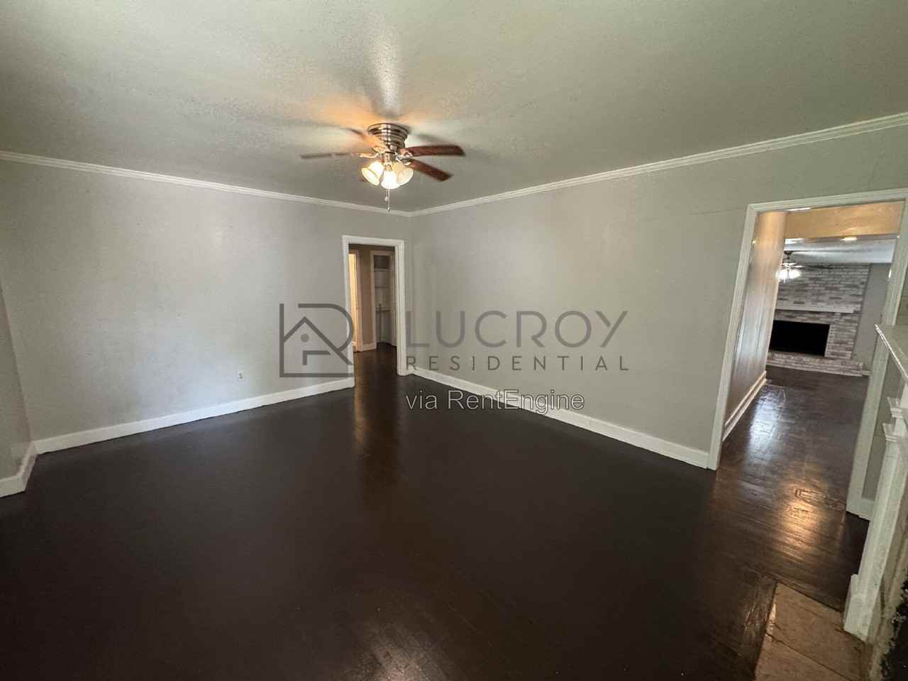321 Naples Rd - Photo 5 of 16