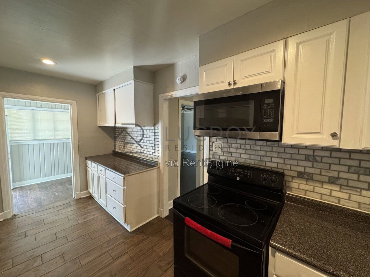 321 Naples Rd - Photo 6 of 16