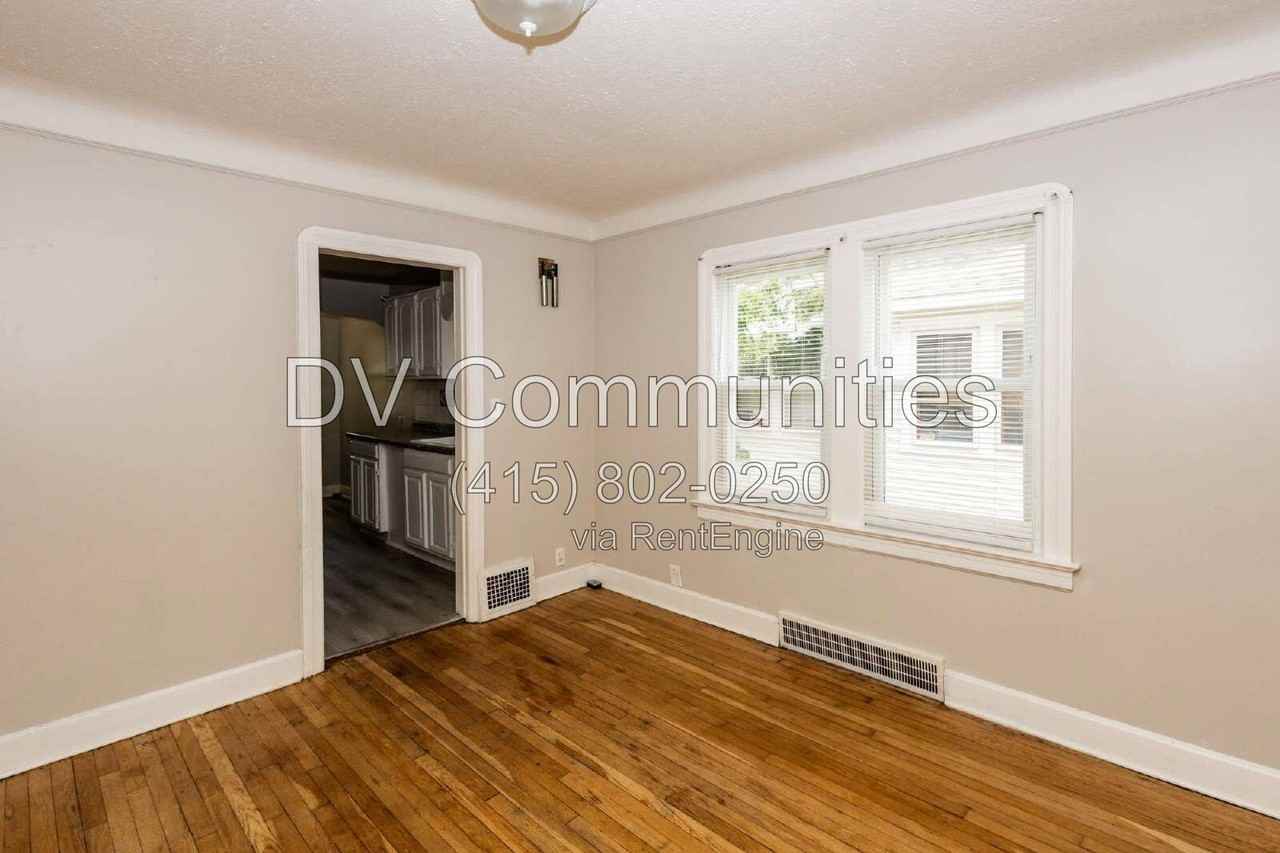340 E 197th St - Photo 5 of 17