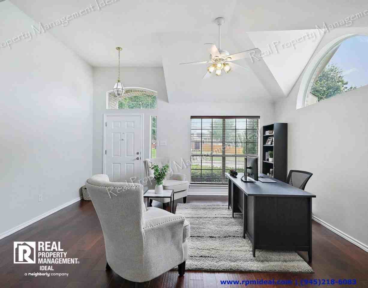 4207 Osborn Rd - Photo 2 of 20