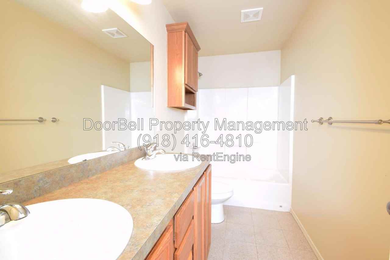 6009 S Madison Pl - Photo 6 of 16
