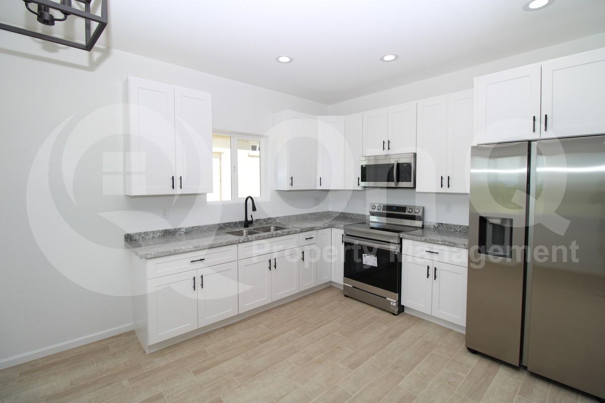 72 W James L Sullivan St #2 - Photo 4 of 12