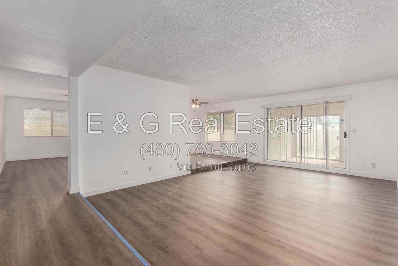 5055 W Vogel Ave - Photo 7 of 32