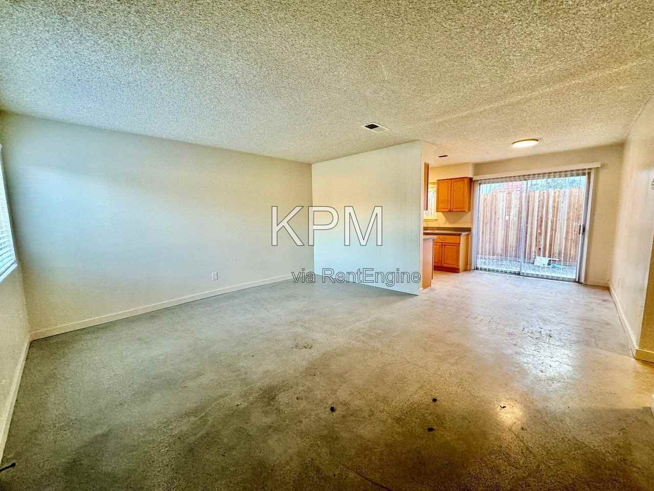 6632 N El Dorado St - Photo 2 of 7