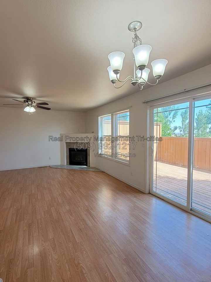 7606 Quadra Dr - Photo 7 of 24