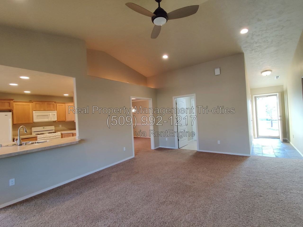2667 Torrey Pines Way - Photo 6 of 33