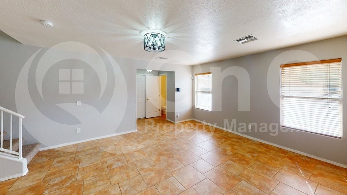 7088 S Dunnock Dr - Photo 3 of 13