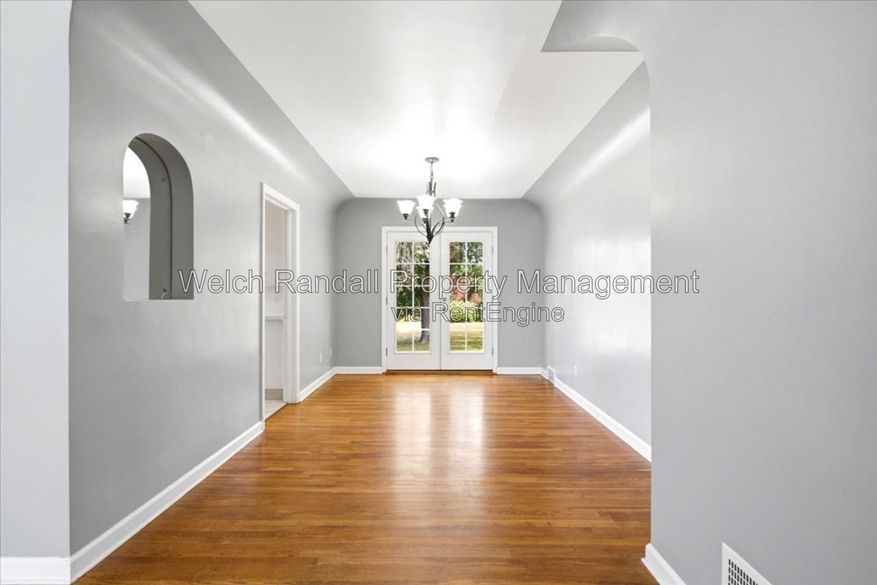 425 E Center St - Photo 7 of 31