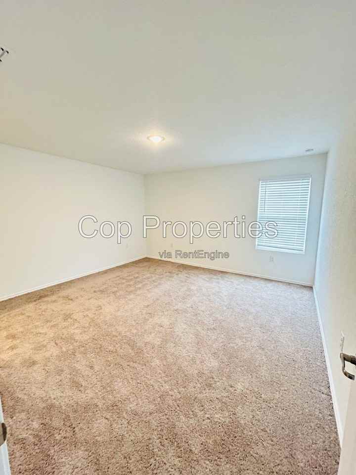 1435 Riojas Rd - Photo 7 of 14