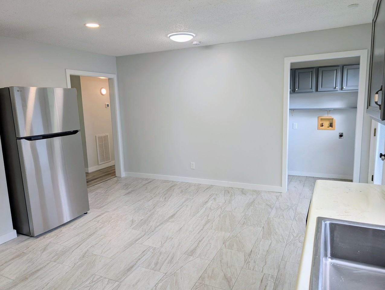 130 Hillside Dr #NA - Photo 6 of 40