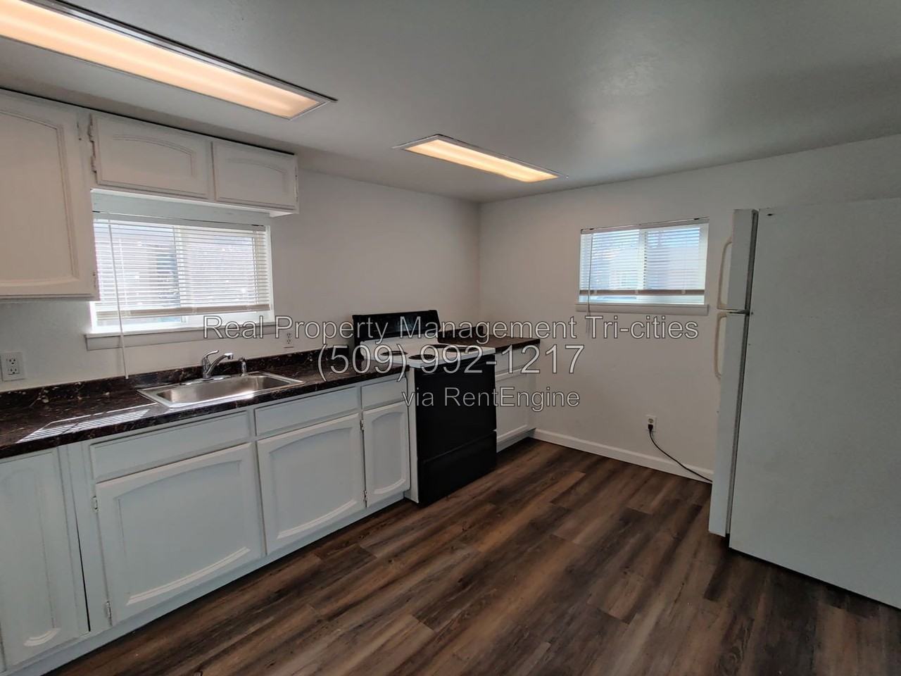 1110 Potter Ave - Photo 6 of 10